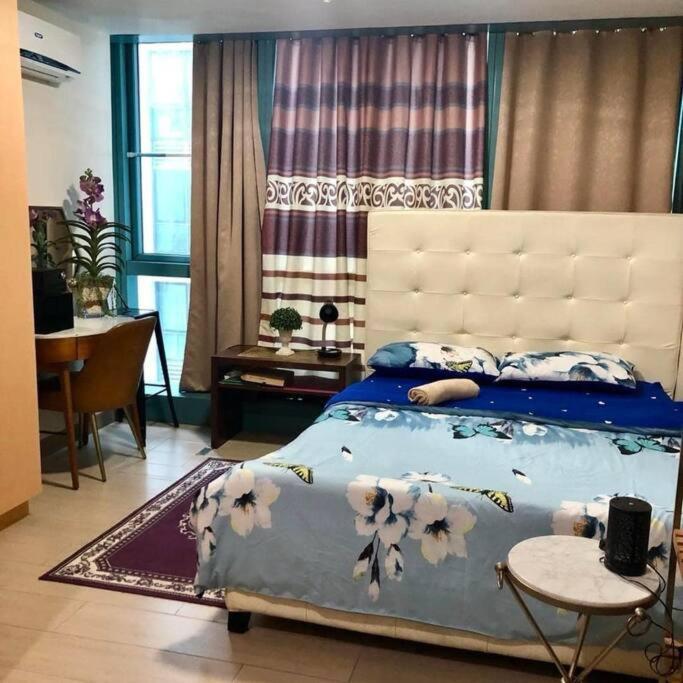 Apartmán 1Br One Uptown Near Uptown Mall Bgc Manila Exteriér fotografie